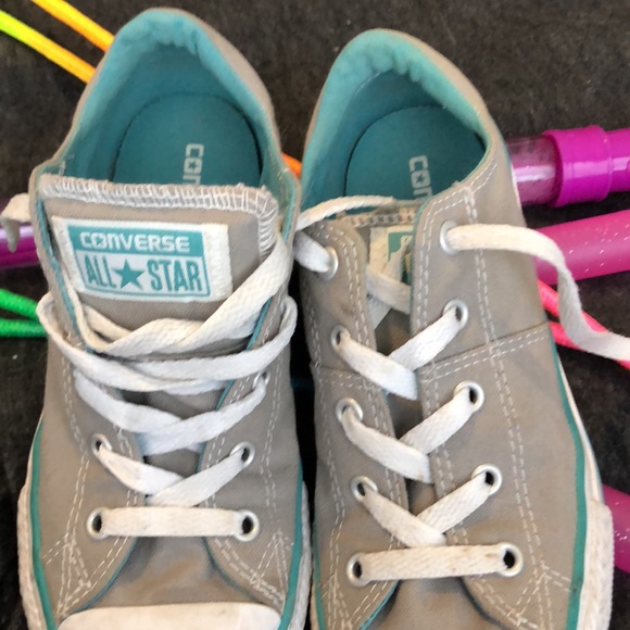 2 for $20 Kids grey and turquoise Converse sneakers - Picture 6 of 6